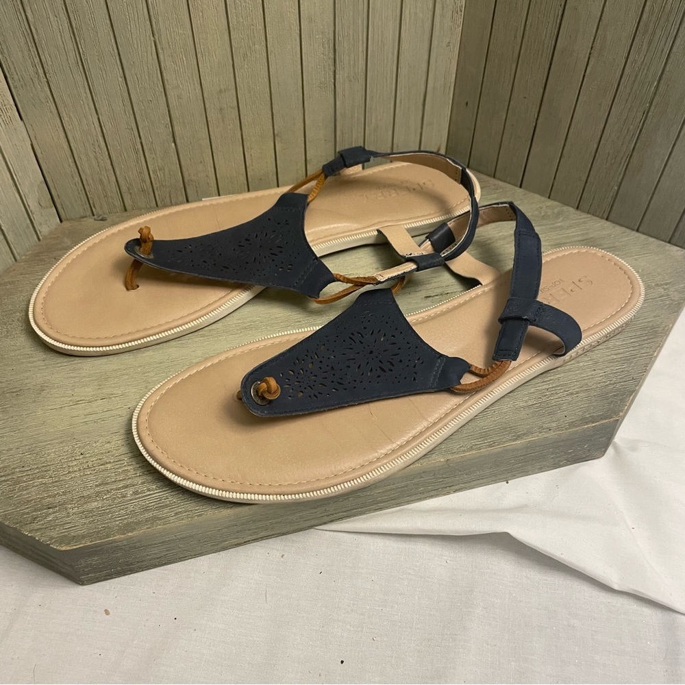 Sperry Topsiders Navy Suede Thong Flat Sandals 9.5